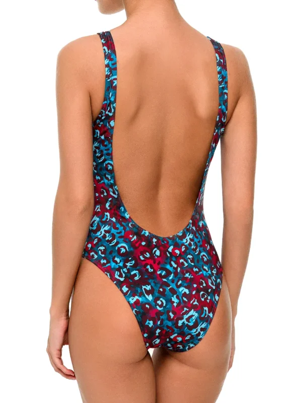 Rubia Wild OnePiece